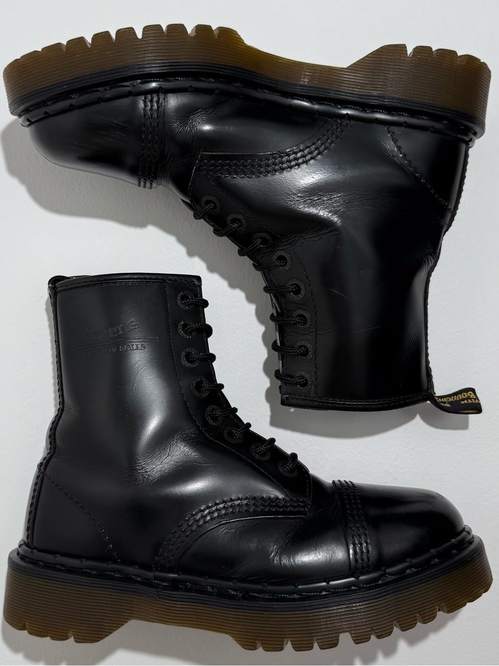 Dr. Martens 8265 Made in England Black Leather Cap Toe Vintage Boots UK 4